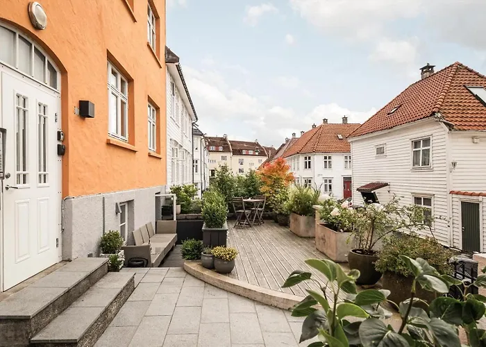 Stylish 2br With Patio And Smart Tv - 10 Min To Bryggen *
