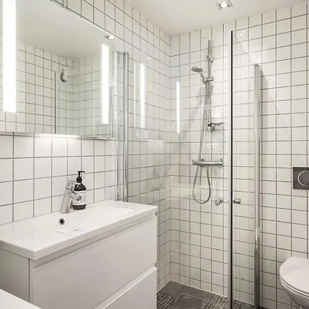 Stylish 2br With Patio And Smart Tv - 10 Min To Bryggen * Bergen