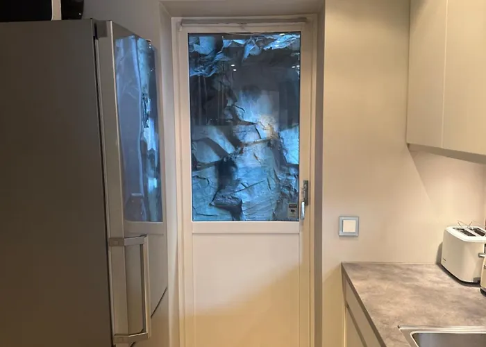 Stylish 2br With Patio And Smart Tv - 10 Min To Bryggen شقة برغن