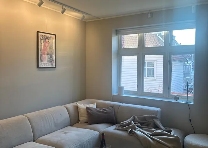 Stylish 2br With Patio And Smart Tv - 10 Min To Bryggen Lejlighed