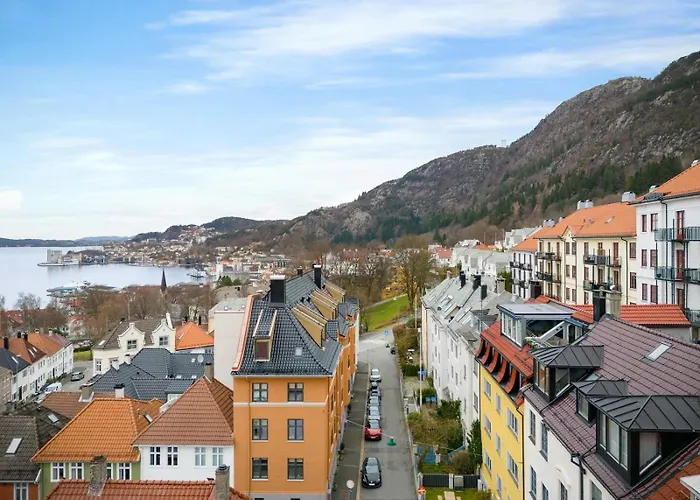 Stylish 2br With Patio And Smart Tv - 10 Min To Bryggen Lejlighed